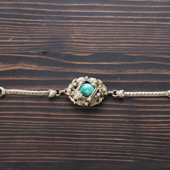 Suffragette Style Bracelet with Green Cabachon & Seed Pearls - Picture 13 of 16